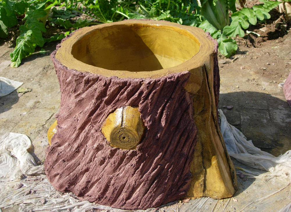 樹墩垃圾桶造型